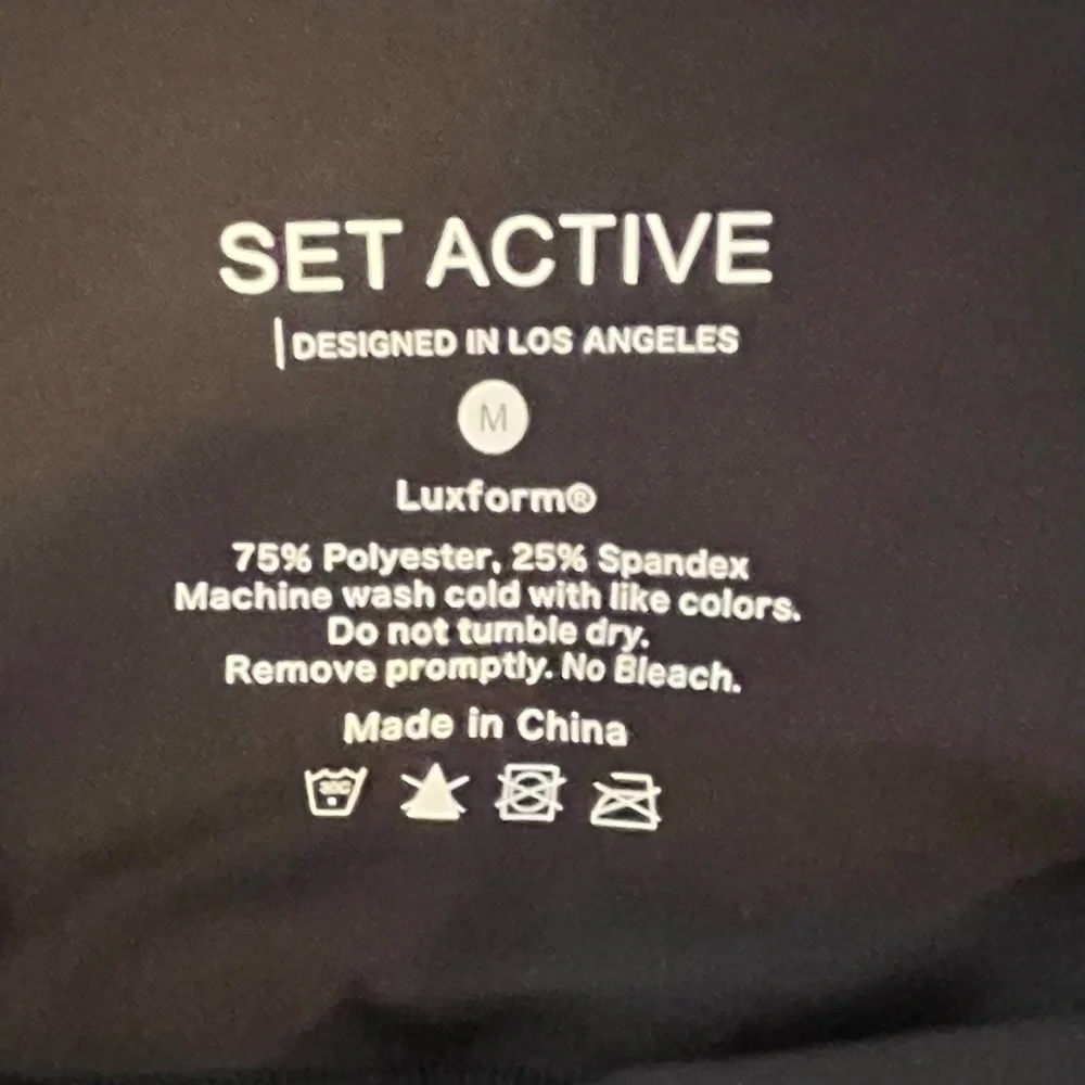 SET ACTIVE- Black Luxform Leggings. 
Size: medium - Picture 8 of 9